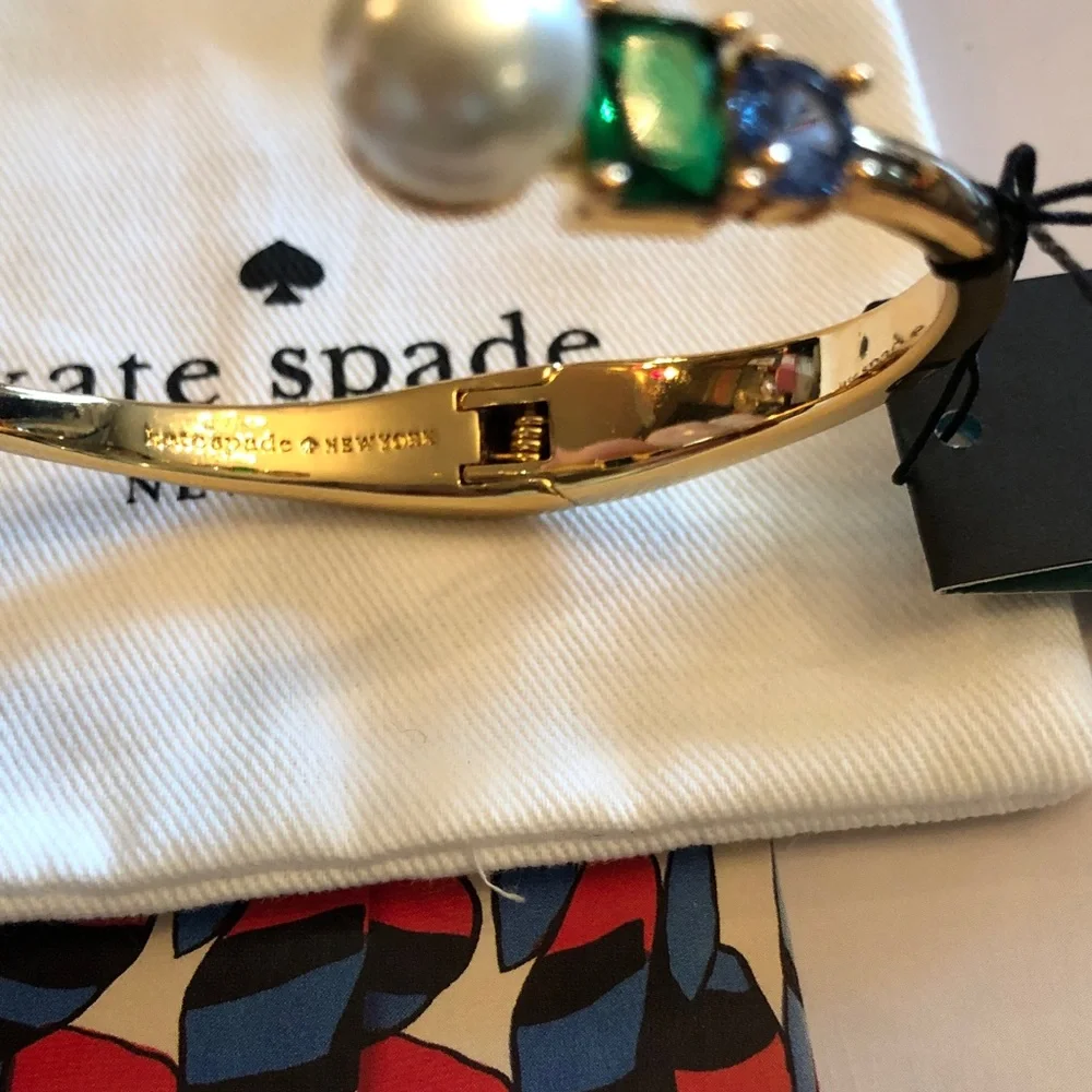 Authentic New with tag & dust bag kate spade Gold hinged Cuff Bracelet - Picture 5 of 9